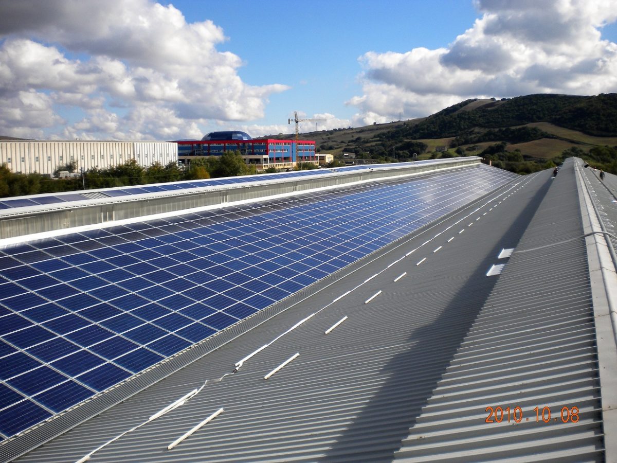 Progetto, direzione dei lavori e coordinamento sicurezza per realizzazione di un impianto fotovoltaico da 306 Kwp